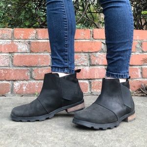 Sorel Emelie Waterproof Chelsea boots - black